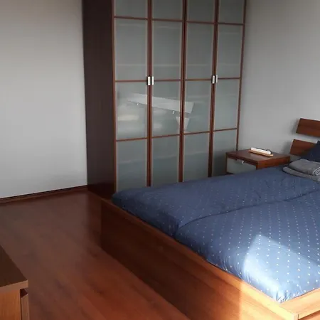 U Przyjaciol * Рева